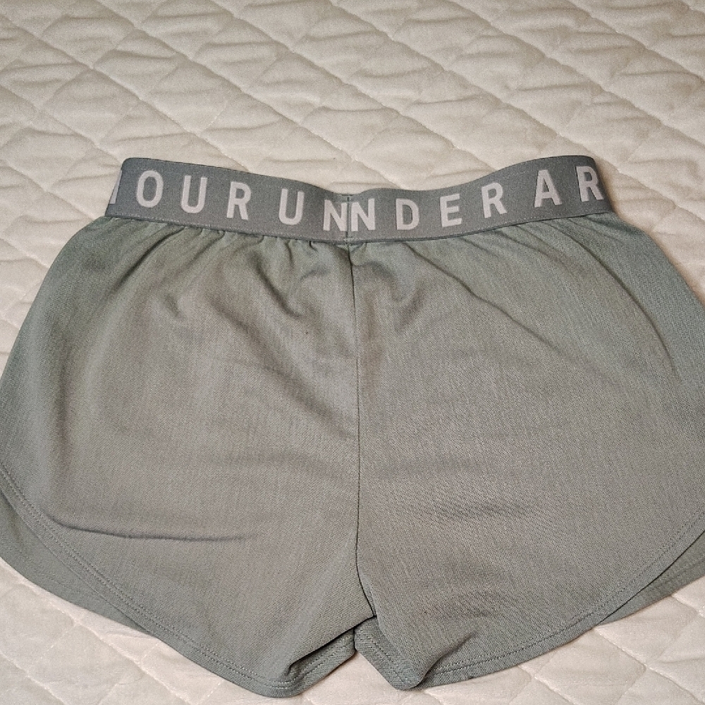 Under Armour Women's Gray Athletic Shorts Size XS - Picture 6 of 12